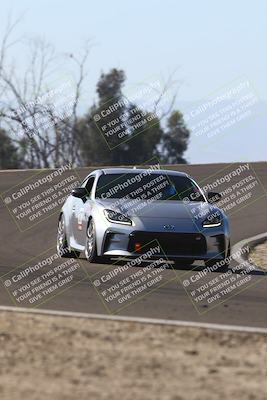 media/Nov-08-2025-Speed Ventures (Sat) [[1c7a6332f5]]/Orange/Session 2 (Turn 2)/